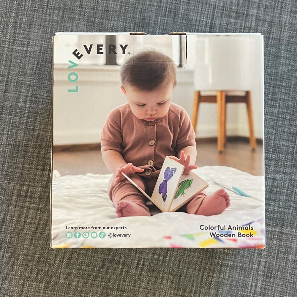 Lovevery Wooden Book - Picture 2 of 3
